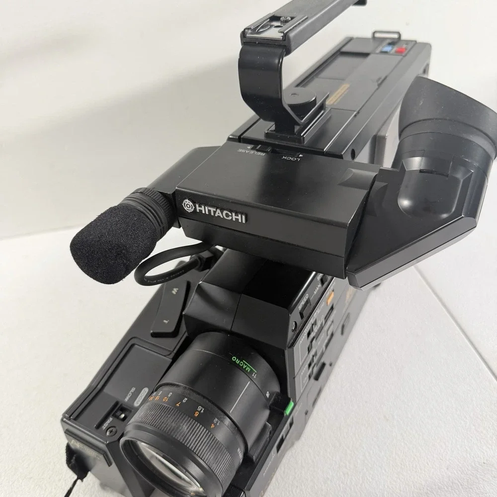 Hitachi VM-6100A S-VHS Camcorder Video Camera POWERS ON AS IS READ